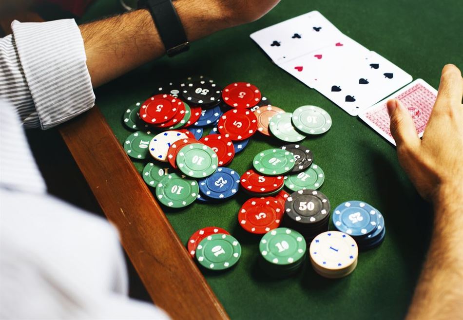 Pourquoi Conserver Des Enregistrements Détaillés de Vos Sessions de Poker EST Bénéfique ?